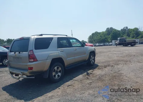 2004 Toyota 4Runner Sr5 V6 z USA, uszkodzony, nr VIN JTEBU14RX40045802